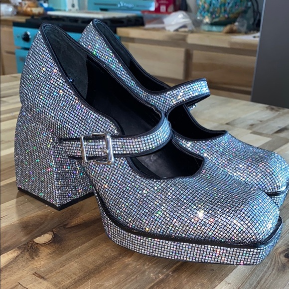 Gianni Bini silver holographic Sparkling Mary Jane square Heels - Picture 4 of 15